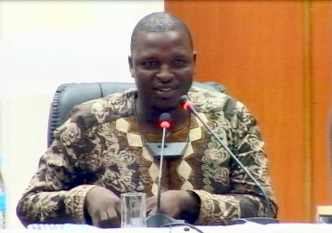 Communication Donnée par Dr.GIGLA;  Université de Maroua / Cameroun