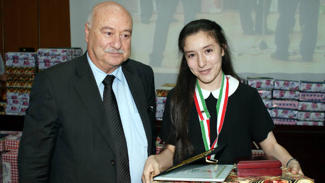 Cérémonie de remise des prix aux lauréats du baccalauréat