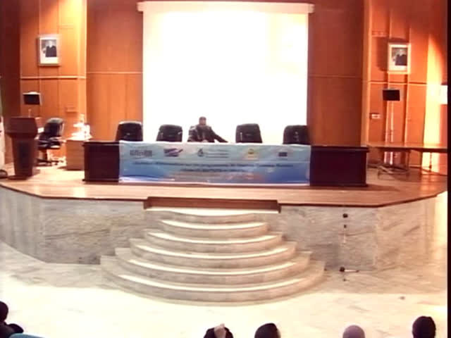 Débat sur la conférence du Pr.BEZZI Nacer concernat la journée d’Information des Programmes ERASMUS MUNDUS