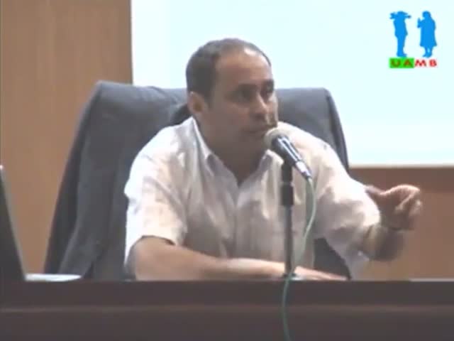 Débat sur la conférence du Dr.GASMI Nacer Maitre de conférences, Université de Bourgogne (Dijon) France