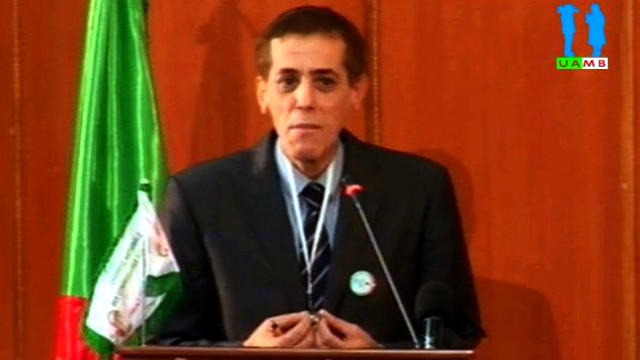 Communication de M. Nacer-Eddine SADI