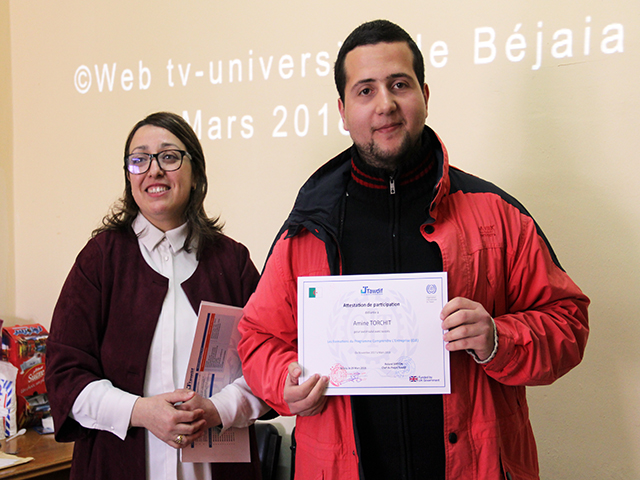 Cérémonie de remise des attestations aux étudiants de la faculté SNV