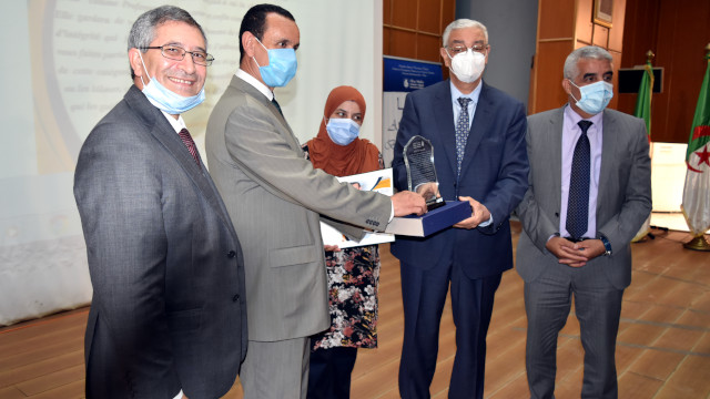 Installation Pr BENAICHE Abdelkrim, recteur univ. Bejaia